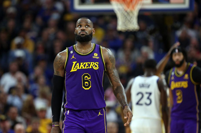 犹他爵士训练开放日,赛后强势反弹引欢呼,NBA常规赛在即,高层口径保持一致的简单介绍 犹他爵士训练开放日,赛后强势反弹引欢呼,NBA常规赛在即,高层口径保持一致的简单介绍