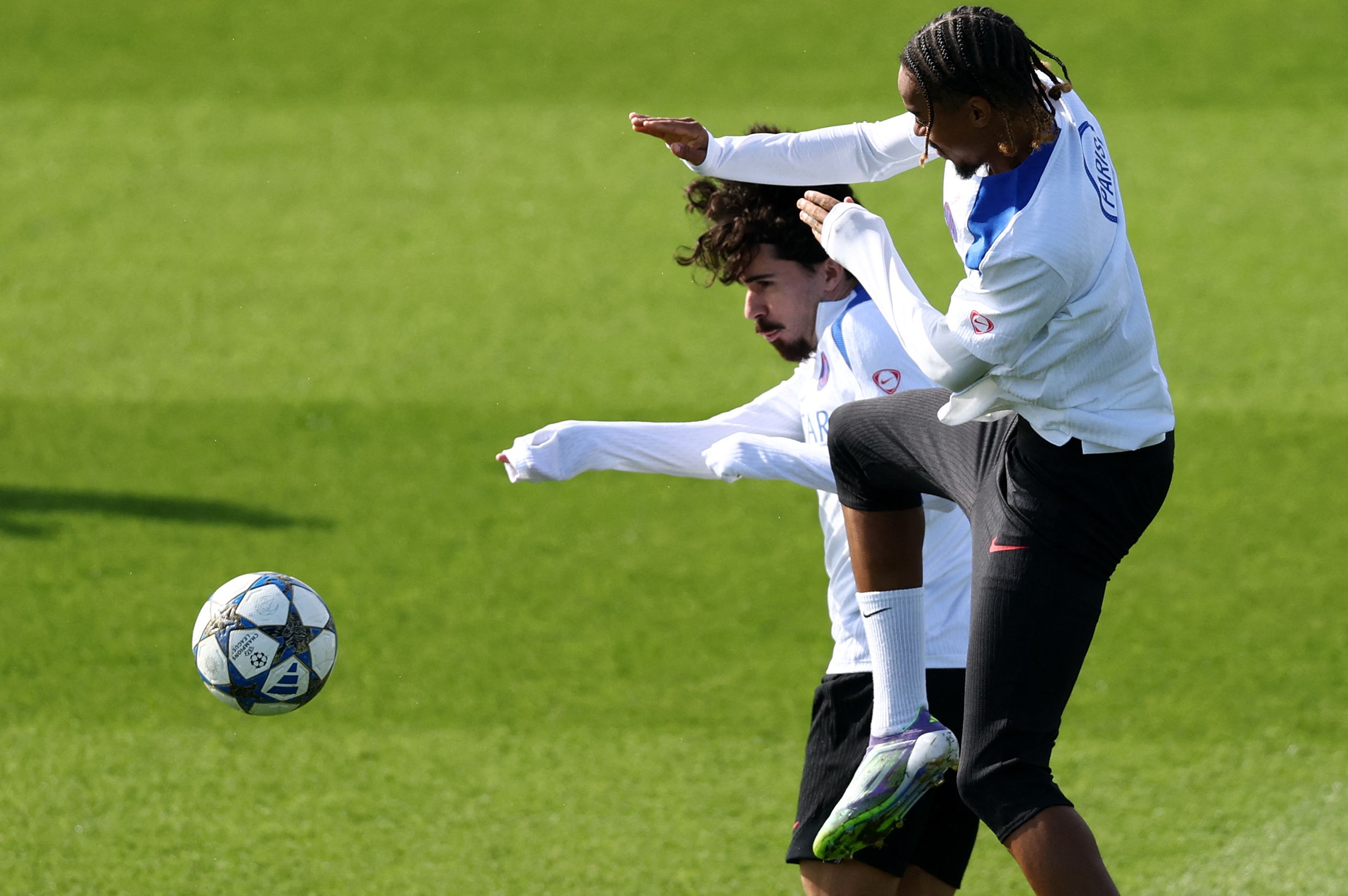 国际比赛日巴黎圣日耳曼备战NBA总决赛冲刺阶段那不勒斯备战英超，Faker在澳大利亚队比赛中出色防守直接炸裂的简单介绍爱游戏网页版